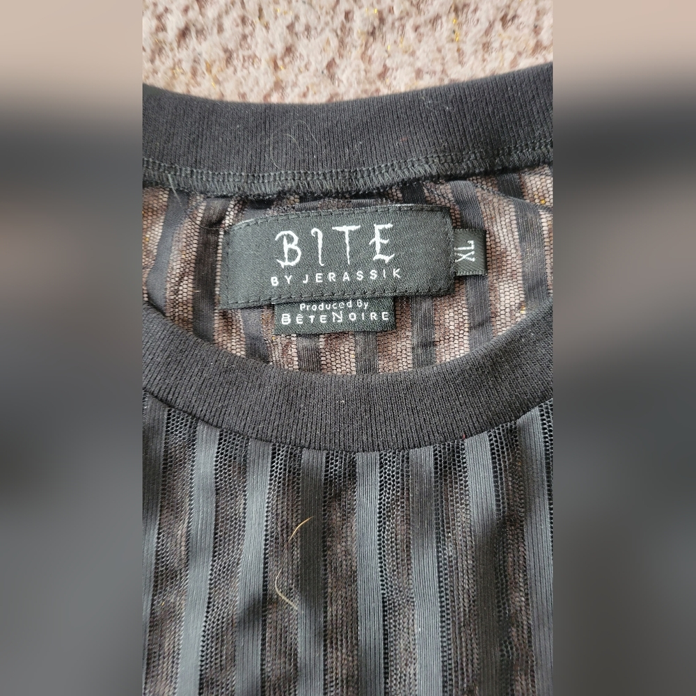 Bete noir baneful mesh tee - Picture 4 of 6